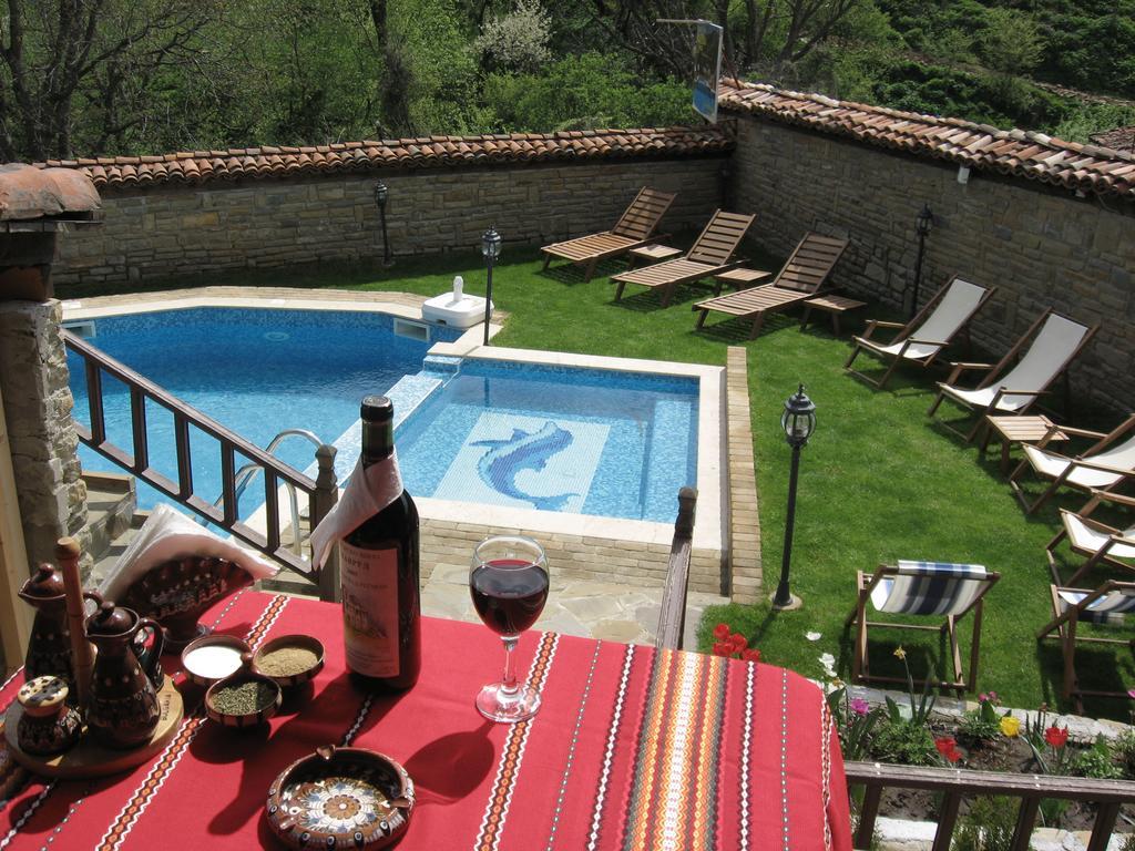 Sava Cupetsa Guest House Zheravna Bagian luar foto