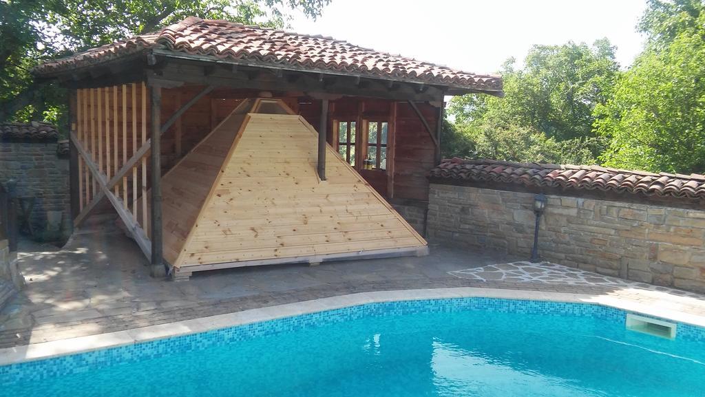 Sava Cupetsa Guest House Zheravna Bagian luar foto