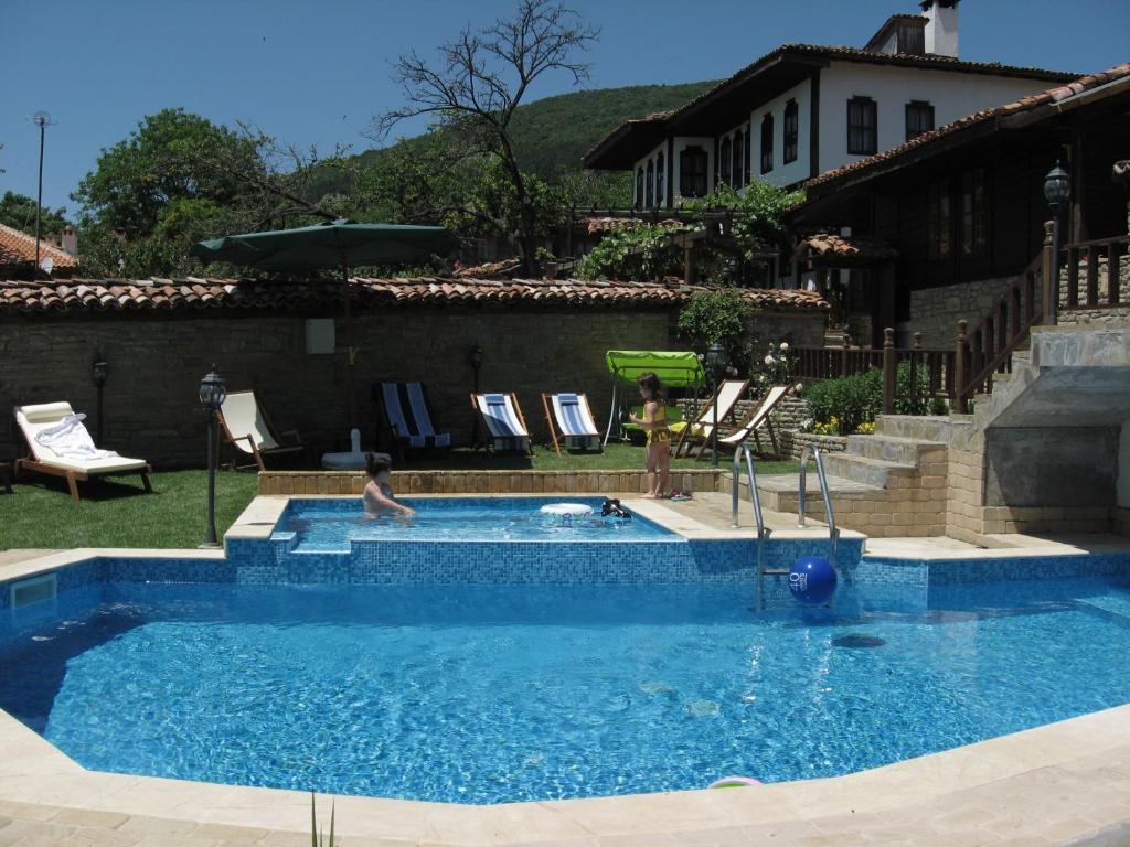 Sava Cupetsa Guest House Zheravna Bagian luar foto