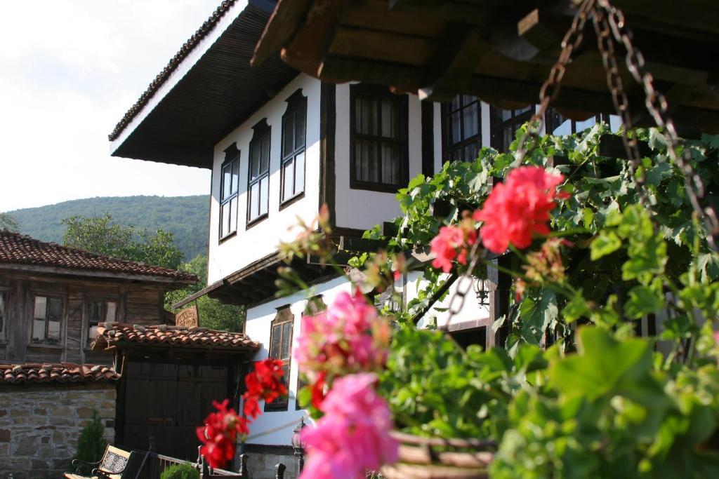 Sava Cupetsa Guest House Zheravna Bagian luar foto